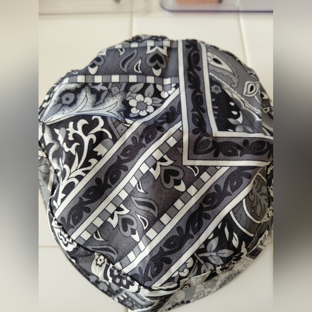 Patchwork Paisley Pattern Bucket Hat Unisex 22"-23" - Picture 5 of 5